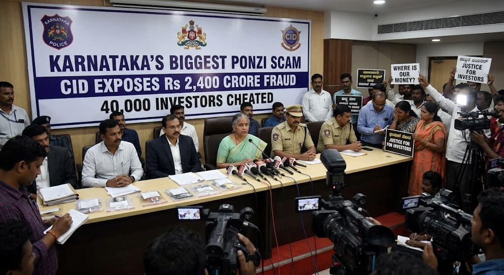 Karnataka's Biggest Ponzi Scam: CID Exposes Rs 2,400 Crore Fraud That Cheated 40,000 Investors 1 Karnataka CID officers investigating the Rs 2400 crore Ponzi scheme fraud by Shivananda Neelannavar affecting over 40000 investors