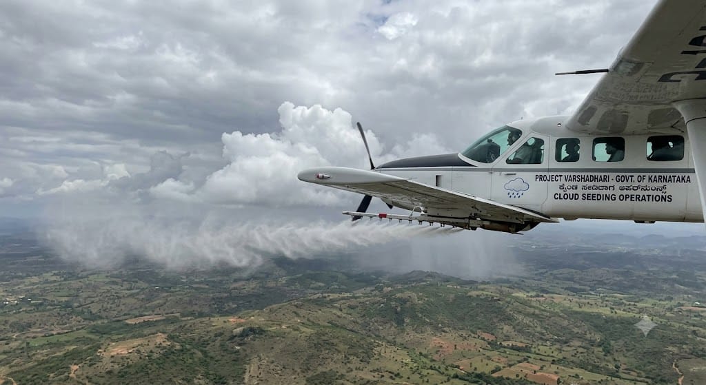 Karnataka Plans ₹27 Crore Cloud Seeding Operation Amid 31% Rainfall Deficit: How It Works 1 Aircraft releasing silver iodide particles into clouds during cloud seeding operation over Karnataka