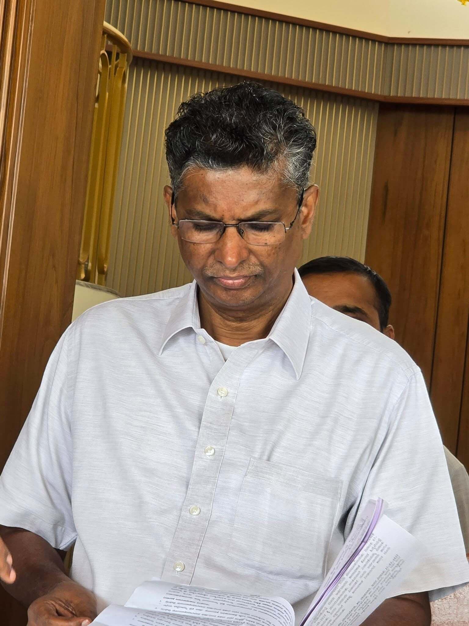 ED Raids Karnataka Minister Satish Jarkiholi's Properties in Money Laundering Case 1 Satish Jarkiholi, Karnataka PWD Minister, in a photo shared on his official Facebook page