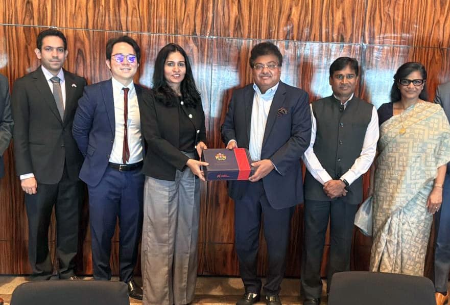 Karnataka Data Centre Boom: Singapore Investment and CapitaLand Expansion Plans Explained 1 Karnataka Minister MB Patil meeting CapitaLand Investment officials in Singapore to discuss data centre expansion in Bengaluru