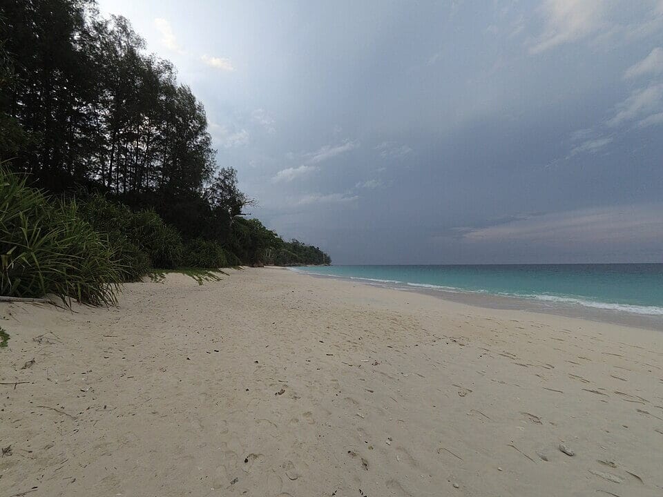 Great Nicobar Island Development Project: India's $10 Billion Mega Ambition and Its Mounting Controversies 1 Great Nicobar Island's dense tropical rainforest and Galathea Bay, site of India's proposed deep-water transshipment port